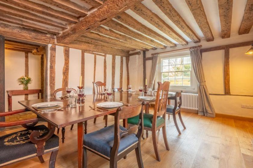 River House Kersey Bagian luar foto