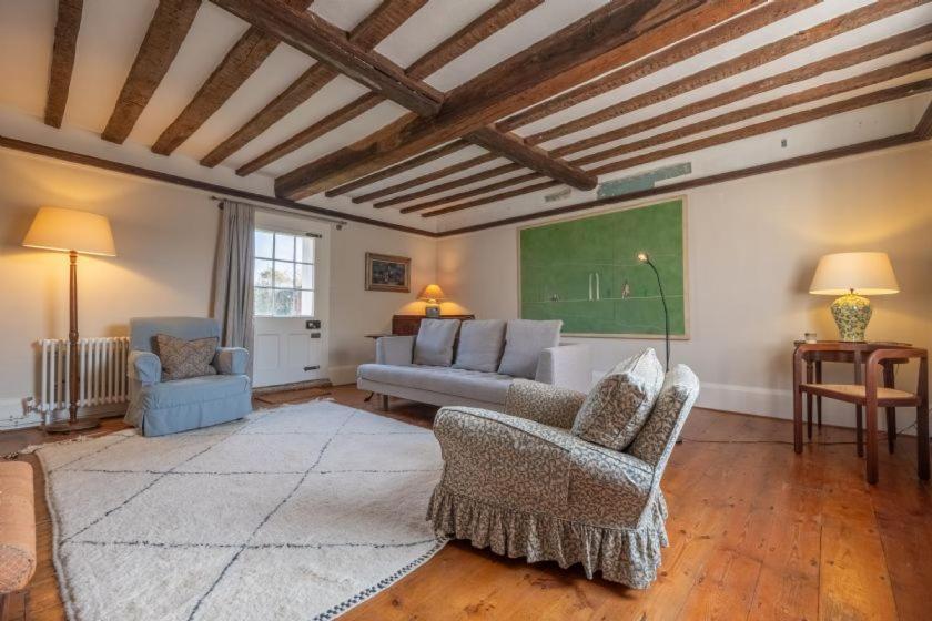 River House Kersey Bagian luar foto