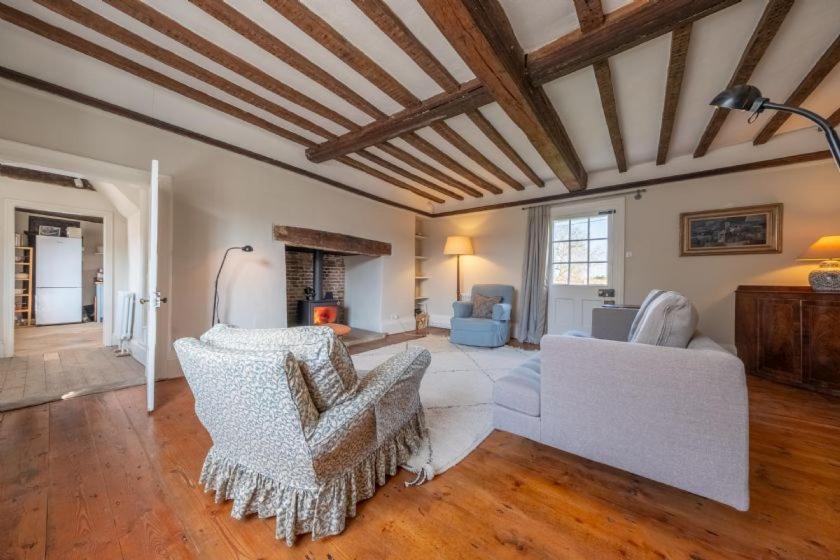 River House Kersey Bagian luar foto