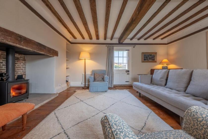 River House Kersey Bagian luar foto